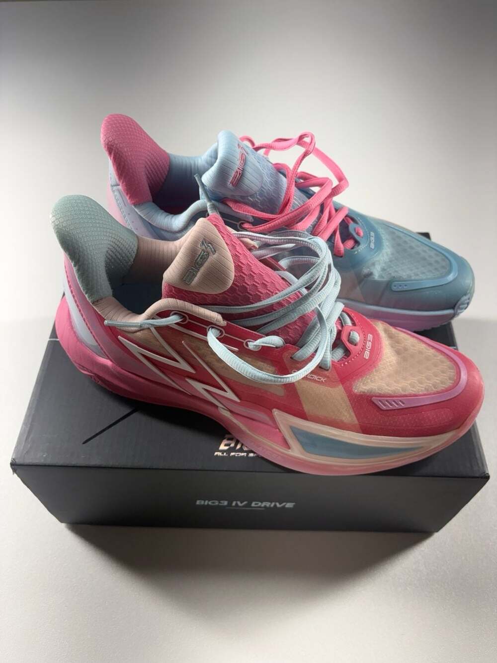 361 Degrees BIG3 4.0 Quick Reverse Basketball Shoes Pink/Blue EUR 42